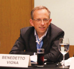ST執行副總裁兼模擬器件、MEMS及傳感器產品事業部總經理Benedtto Vigna